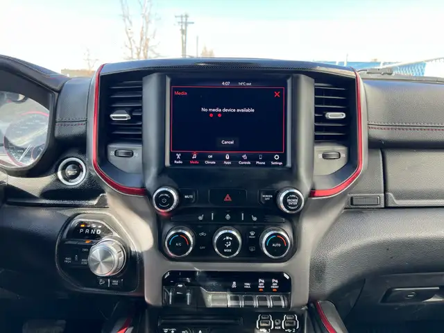 2019 Ram 1500 Rebel Extended Cab 3.6L V6 | Command Start | Sunro - Photo 28