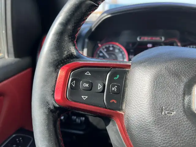 2019 Ram 1500 Rebel Extended Cab 3.6L V6 | Command Start | Sunro - Photo 32