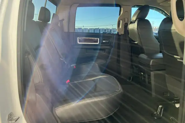 2010 Dodge Ram 1500 Laramie Crew Cab 5.7L V8 | Power Seat | Heat - Photo 13