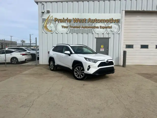 2019 Toyota RAV4 XLE AWD | Remote Start | Reverse Camera