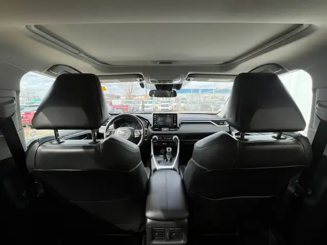 2019 Toyota RAV4 XLE AWD | Remote Start | Reverse Camera - Photo 20