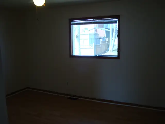 Fairview 3BR Home - Photo 10