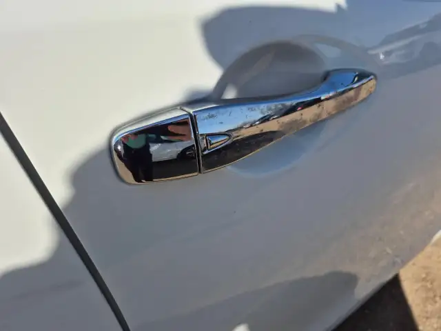 2018 Nissan Altima - Photo 18