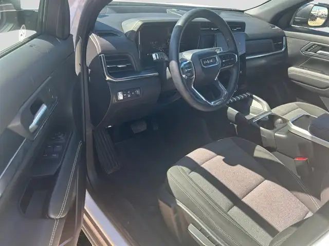 2025 GMC Terrain AWD Elevation - Photo 12