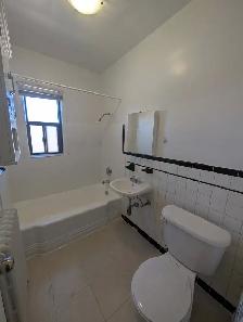 1 Bedroom Apt available at 2532 Lakeshore Blvd W, Etobicoke! - Photo 3