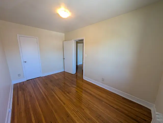1 Bedroom Apt available at 2532 Lakeshore Blvd W, Etobicoke! - Photo 8