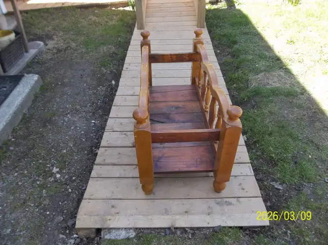 Child's small bed Solid Wood Well made Heavy $80.00