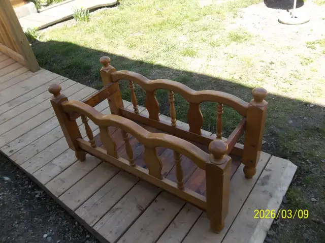 Child's small bed Solid Wood Well made Heavy $80.00 - Photo 2