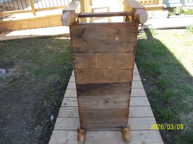 Child's small bed Solid Wood Well made Heavy $80.00 - Photo 6