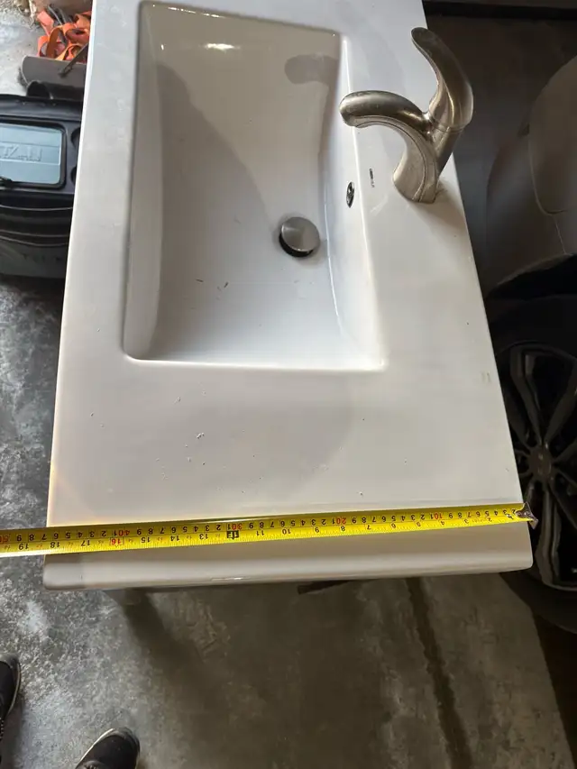 bathroom vanity - Photo 3