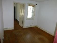Student House Close To Tett Center and Queens 359 King St West - Photo 11