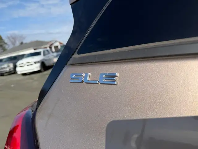 2018 GMC Terrain AWD! SLE! CLEAN CARFAX! NEW TIRES! - Photo 19