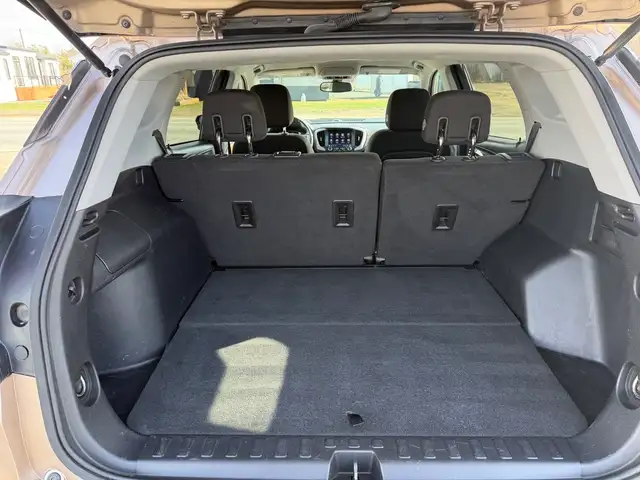 2018 GMC Terrain AWD! SLE! CLEAN CARFAX! NEW TIRES! - Photo 20