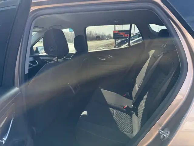 2018 GMC Terrain AWD! SLE! CLEAN CARFAX! NEW TIRES! - Photo 21
