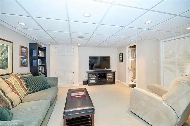 3 Beds,2 Bath,Finished Basement,Appliances,A.C.Garage,Patio,Town - Photo 9