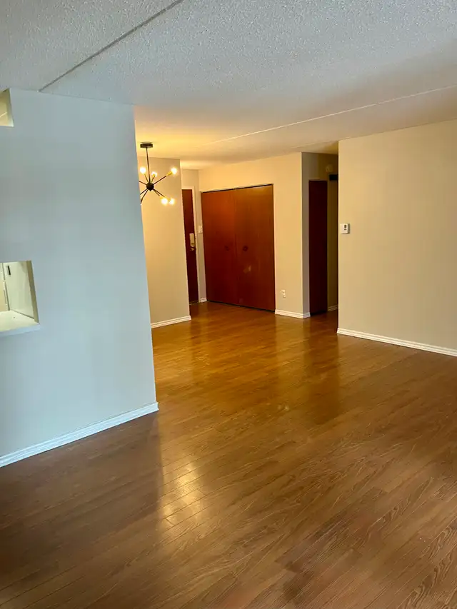 River Heights Large 2BR Condo |  Pool |  Parking Included - Photo 3