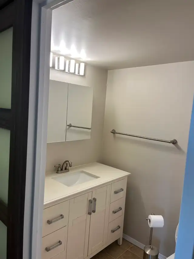 River Heights Large 2BR Condo |  Pool |  Parking Included - Photo 8