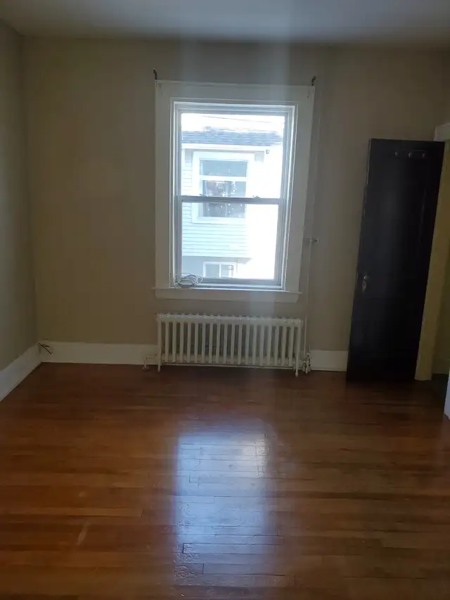 878 Manawagonish Rd. 4 bed. Heated - Photo 3