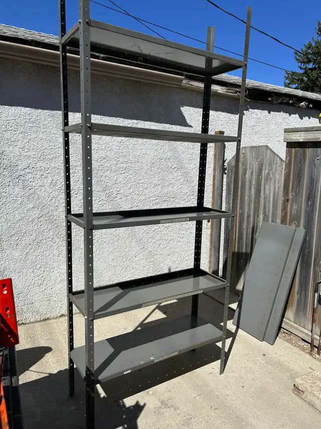 INDUSTRIAL RACKING & STEEL SHELVING - Photo 4