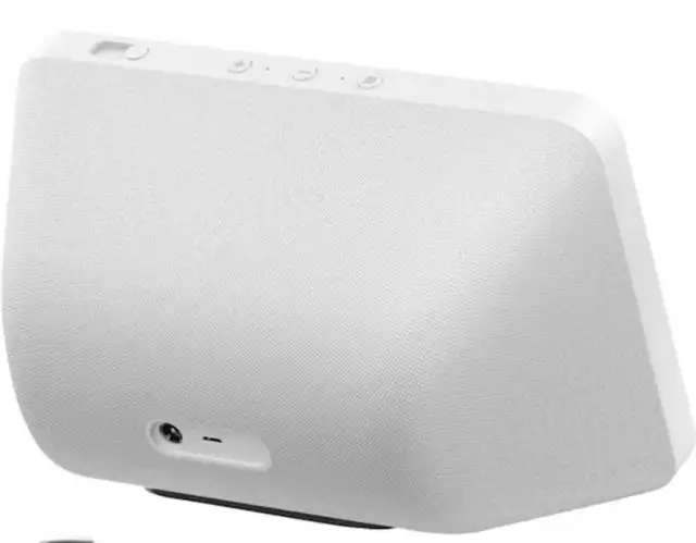 1st generation white echo show 5 with stand - Photo 3
