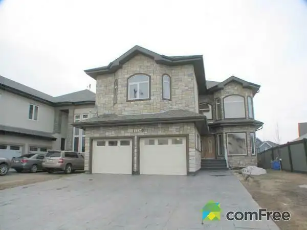 Summerside - Walkout 1 Bdrm Basement Suite - All utilities incl.