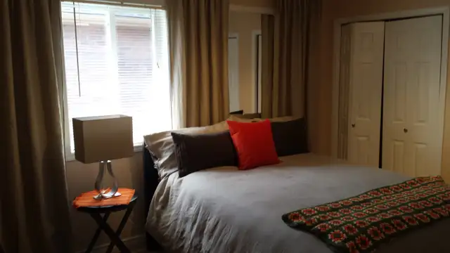 Two level two bedroom apartment. Simple yet stylish. - Photo 4