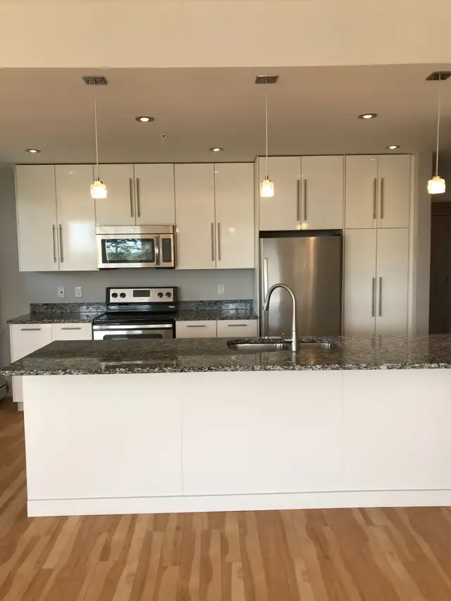 3 Bedroom Corner Unit   2 Bathroom - Available June 1st