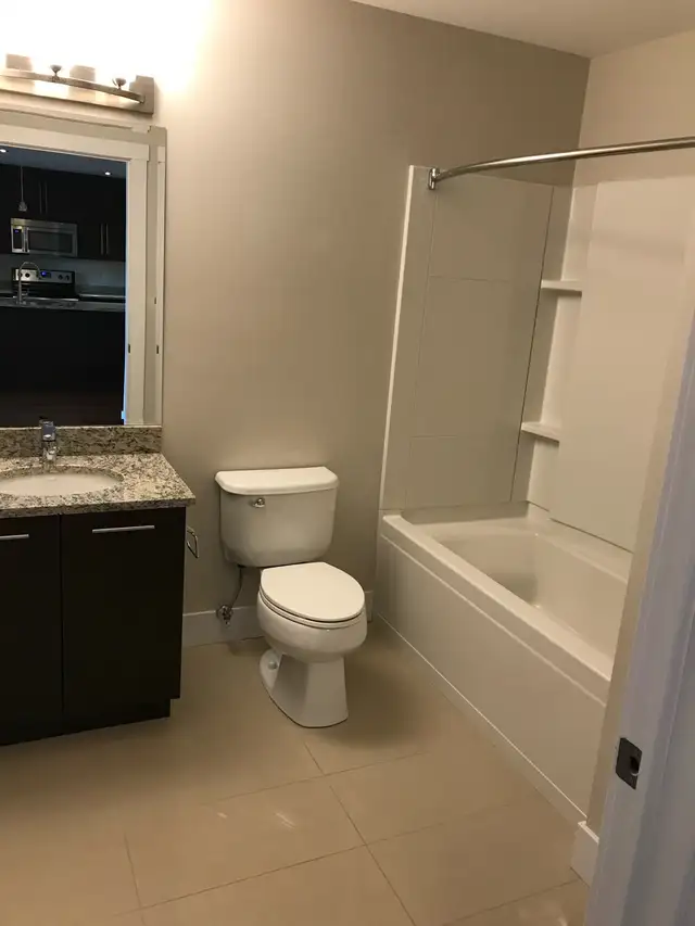 3 Bedroom Corner Unit   2 Bathroom - Available June 1st - Photo 6