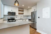 Large 2 Bedroom Downtown Apartment For Rent - Photo 10