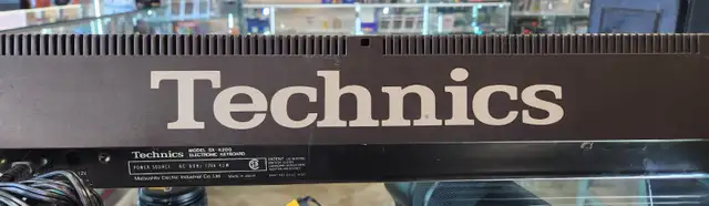 Technics 1980's Keyboard SX-K200 with Power - Photo 3