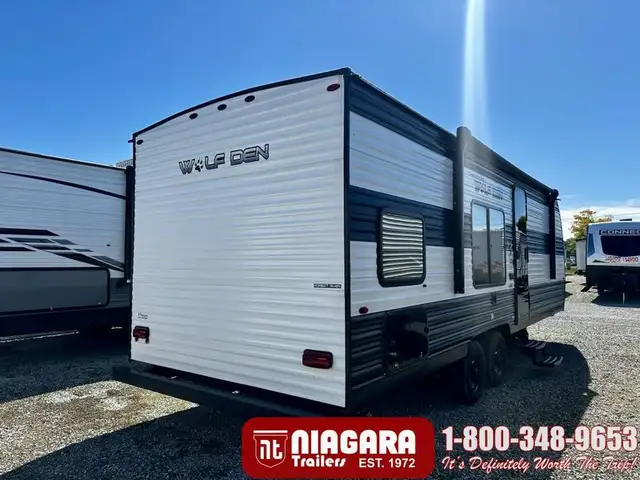 2024 FOREST RIVER CHEROKEE WOLF DEN 26EV Travel Trailer - Photo 4