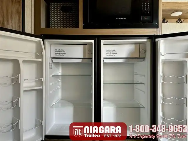 2024 FOREST RIVER CHEROKEE WOLF DEN 26EV Travel Trailer - Photo 15
