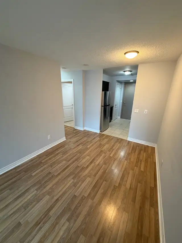 (Near STC)  1BR/Bath |  Parking | Locker| $300 Bonus