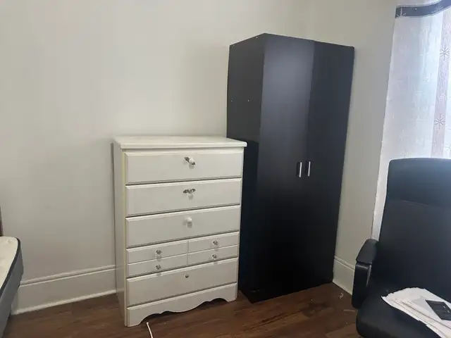 Room for rent Toronto - Photo 3