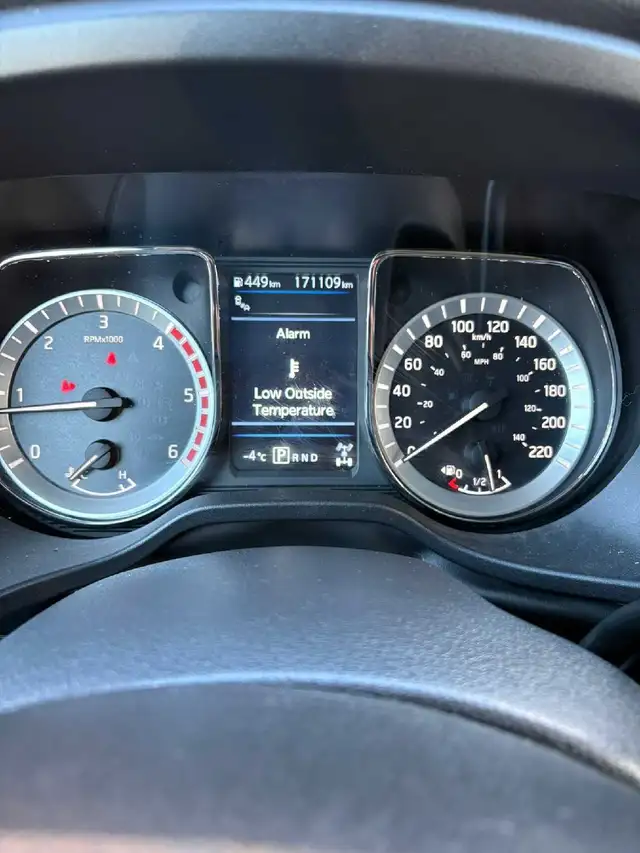 Nissan Titan XD Platinum - Photo 6