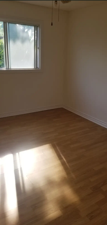 APARTMENT FOR RENT 5 1/2 LAVAL/ APPARTEMENT A LOUER 5 1/2 LAVAL - Photo 7