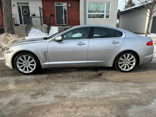 2013 Jaguar XF 3.0L Supercharge AWD For Sale. - Photo 2