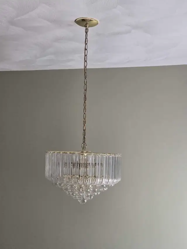 Chandelier - Photo 2