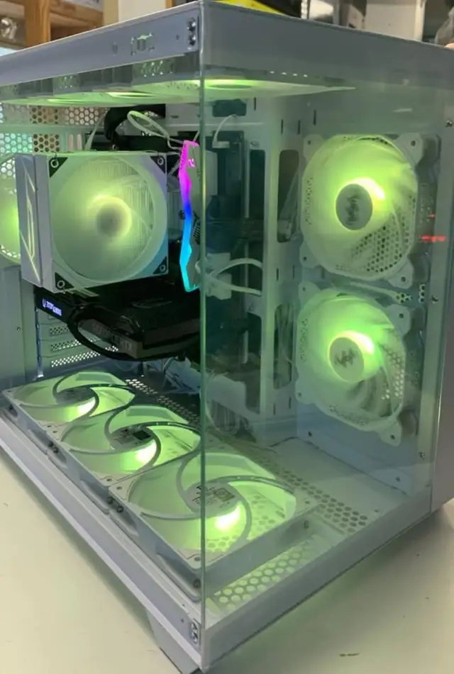 PC GAMING Ryzen 7 7800X3D RTX 3070 32GB DDR5 SSD 2TB NVMe WiFi
