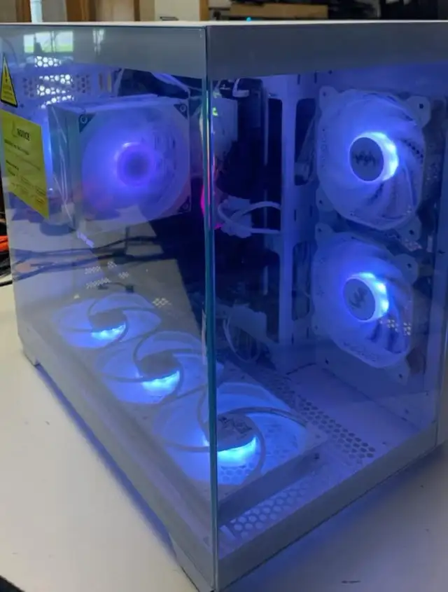 PC GAMING Ryzen 7 7800X3D RTX 3070 32GB DDR5 SSD 2TB NVMe WiFi - Photo 3