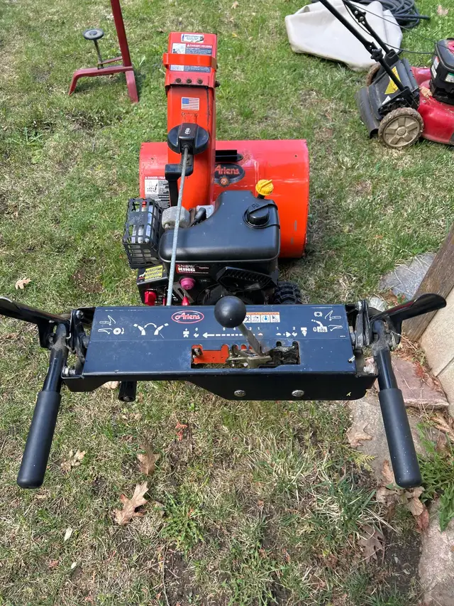 Ariens Snowblower 624E - Photo 2