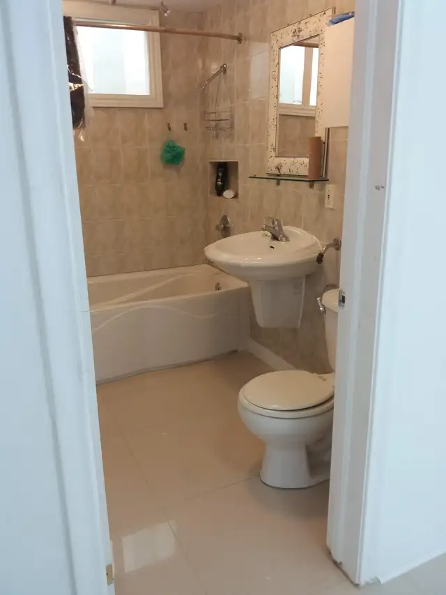 5 1/2 disp. immédiate ou 1er Juillet, Villeray $1750/mois - Photo 2