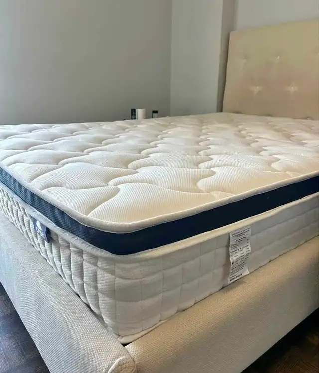 Queen mattress For Sale