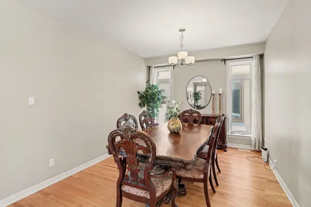 Spacious 4 2 bedrm plus loft home in Findlay Creek - Photo 3