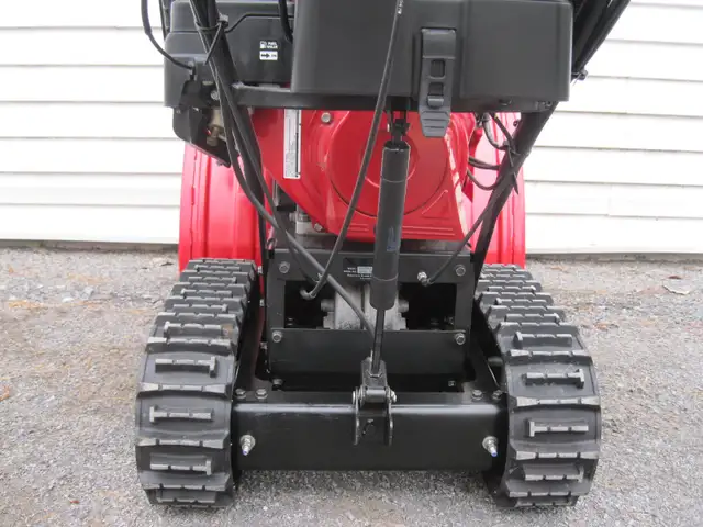 Souffleuse HONDA HSS928ACTD Snowblower Souffleur chenilles - Photo 9