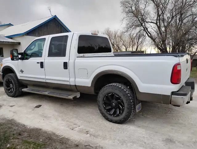 2011 f350 XLT licensed as a 250. - Photo 6