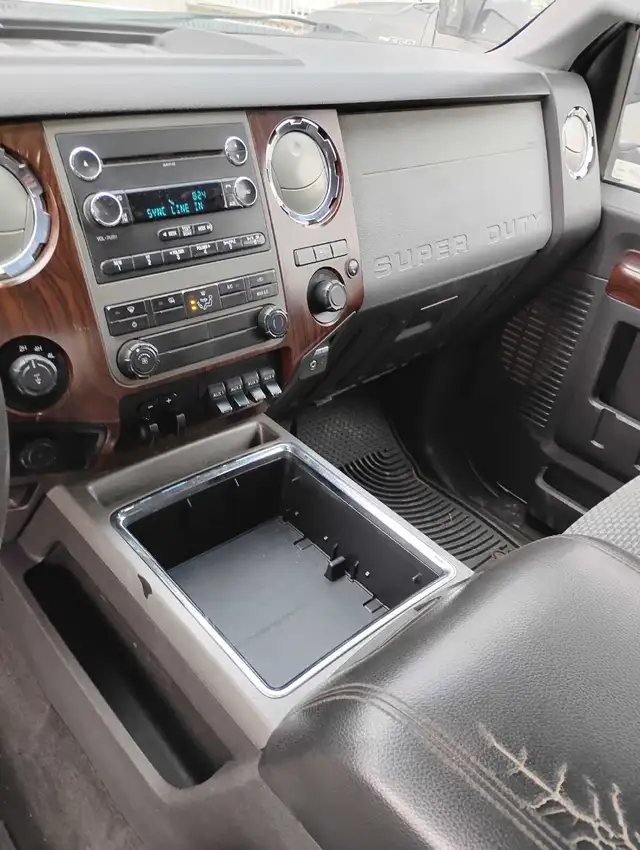 2011 f350 XLT licensed as a 250. - Photo 7