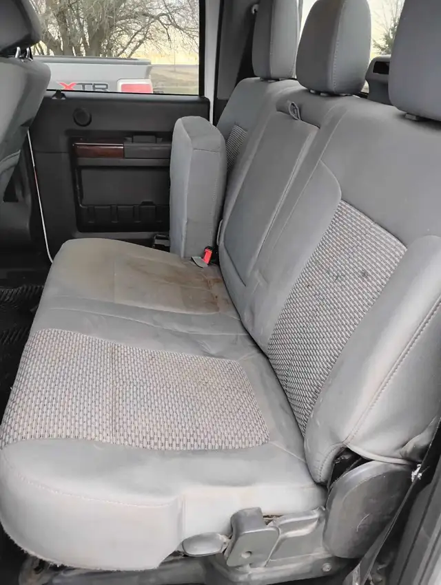 2011 f350 XLT licensed as a 250. - Photo 10