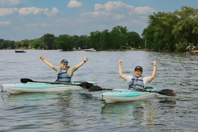 Toronto Cheapest Kayak – $25 for 4 Hours | Tandem Available - Photo 2