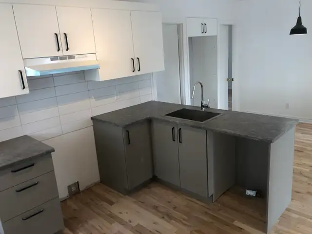 5 1/2 rénové Drummondville - Photo 2